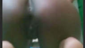 Bengali beauty flaunts her alluring rear-end
