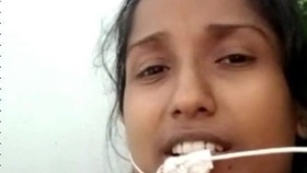 Lankan beauty talks on video call with boyfriend and reveals her breasts