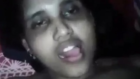 Village bhabi gives a messy oral sex and gets penetrated