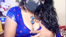 Indian aunty flaunts her buttocks during a live performance