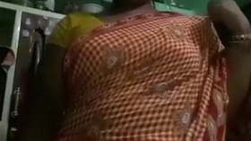 Voluptuous older Indian woman from the south