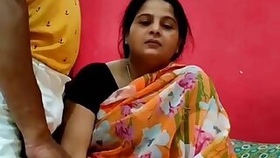Sad aunt ko choda aur mood mate kia