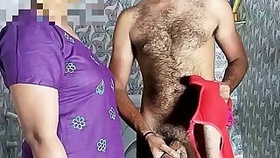 Sexy Soteli maa ki chut chudai ki XXX video