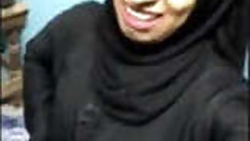 Hijabi Paki Girl In Burka Showing And Fingering