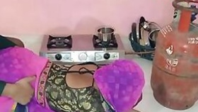 Bhojpuri naukar aur Bihari chudakad chachi ki chudai xxx