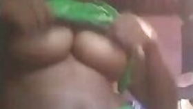 Desi village porn dress change video of big boobs girl