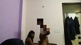 Chudai encounter in hotel begins for horny Desi man with blowjob