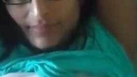 Tamil girl with Huge natural boobs Sucking at home