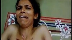 sarika indian girl masturbating