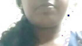 Indian girl shows