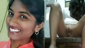 Desi bhabi enjoys