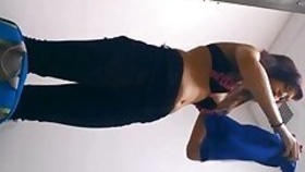 hot desi indian girl changes her dress