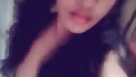 Desi girl makes a video for her lover
