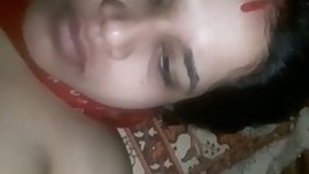 A horny Desi Bhabhi presses her tits