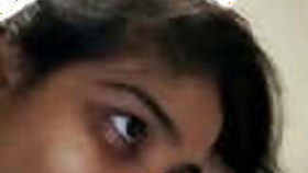 Desi Hot Girl Gives Blowjob