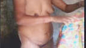 Desi Hot Bhabhi Nude In Bath Video Part 4